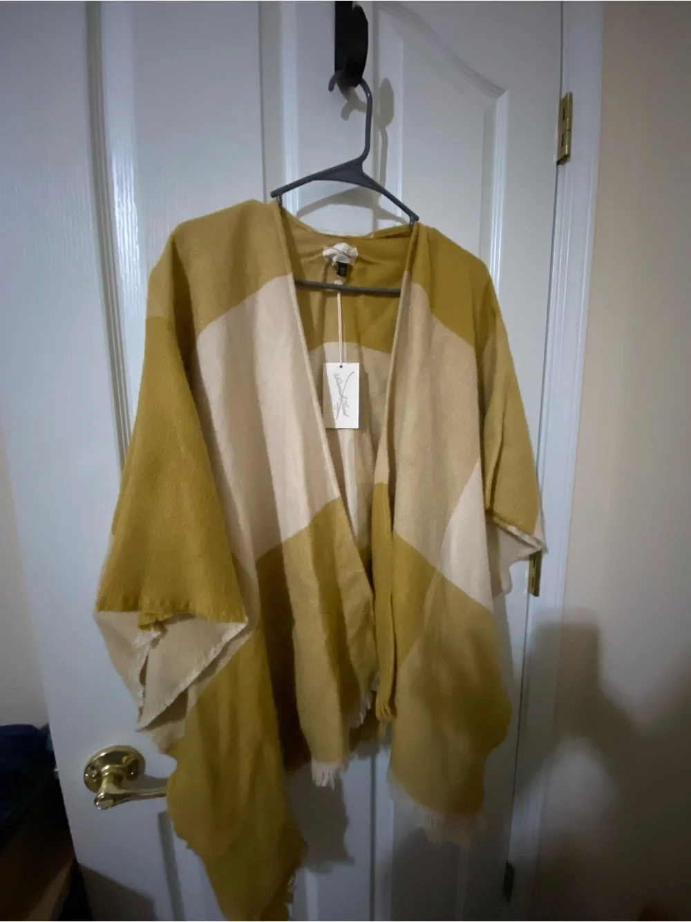 Universal Thread Ruana Colorblock Fringe Poncho | OSFM | Mustard & Cream NWT